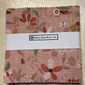 Charm pack Love Bugs 42 st 5”x5” kvadrater