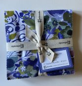 Charm Pack Blue Meadow Clothwork 42 st 5”x5” rutor