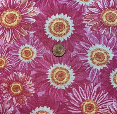 Rosa tyg med blommor