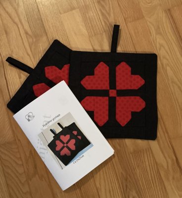 Mönster på grytlappar ( fyrklöver )